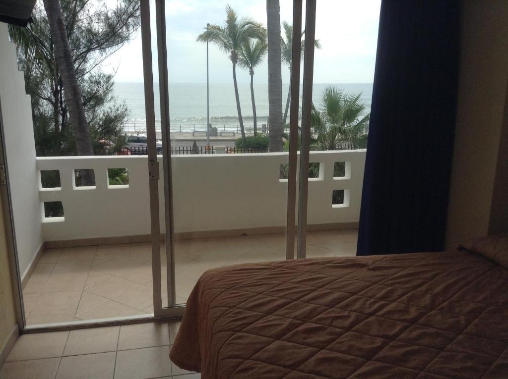 Hotel Las Jacarandas Mazatlán Cameră foto