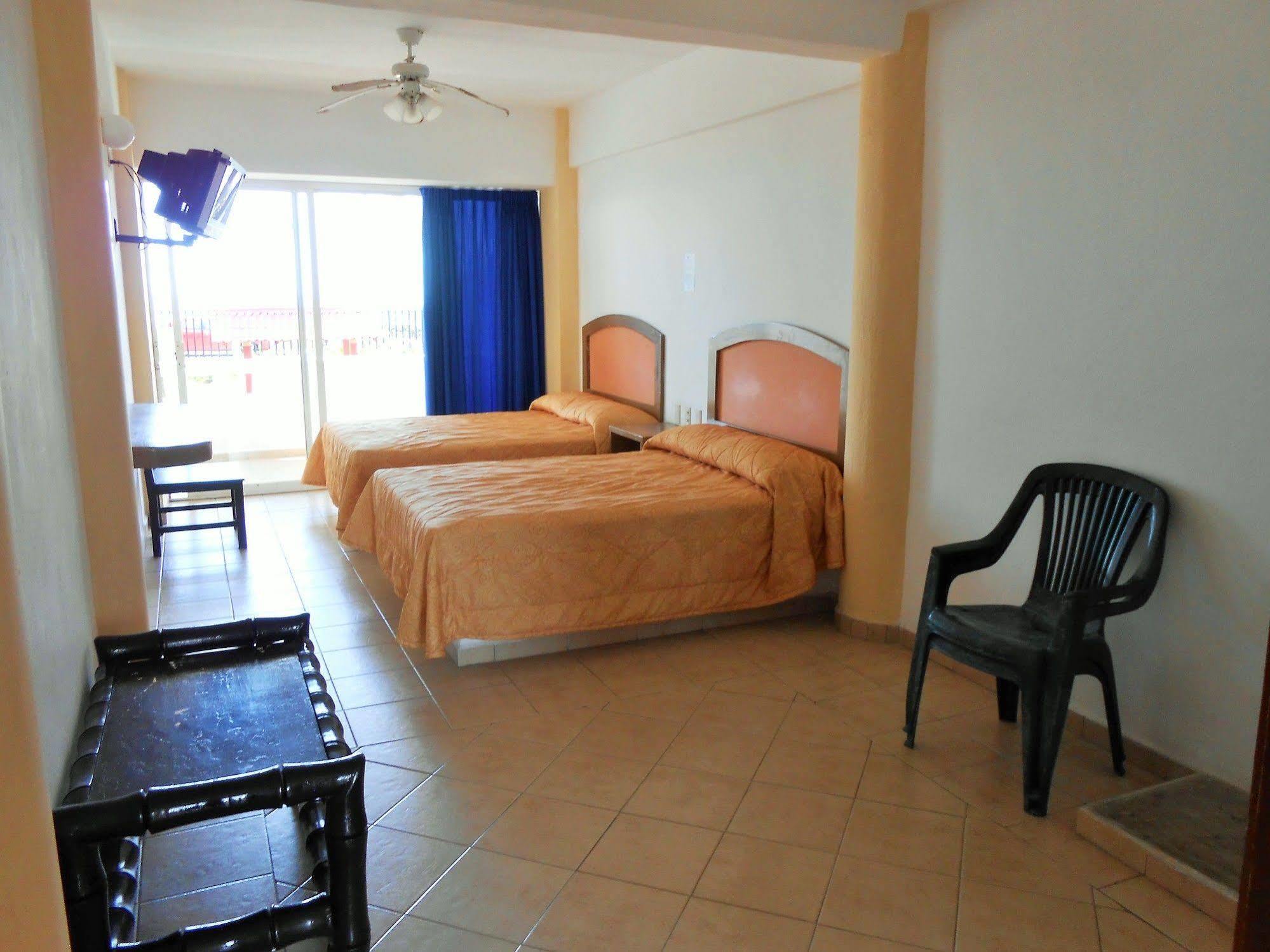 Hotel Las Jacarandas Mazatlán Exterior foto